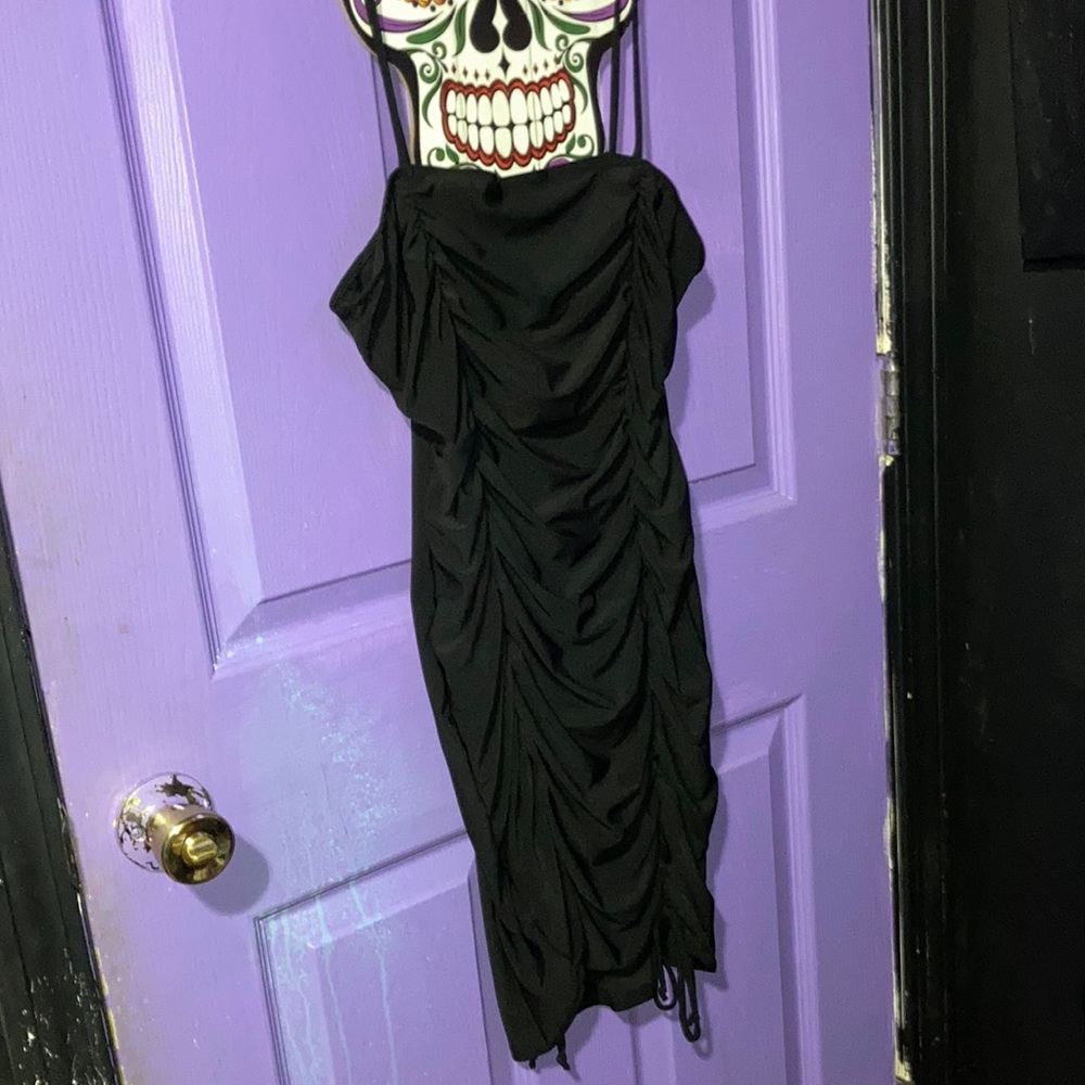 Black body con drawstring dress